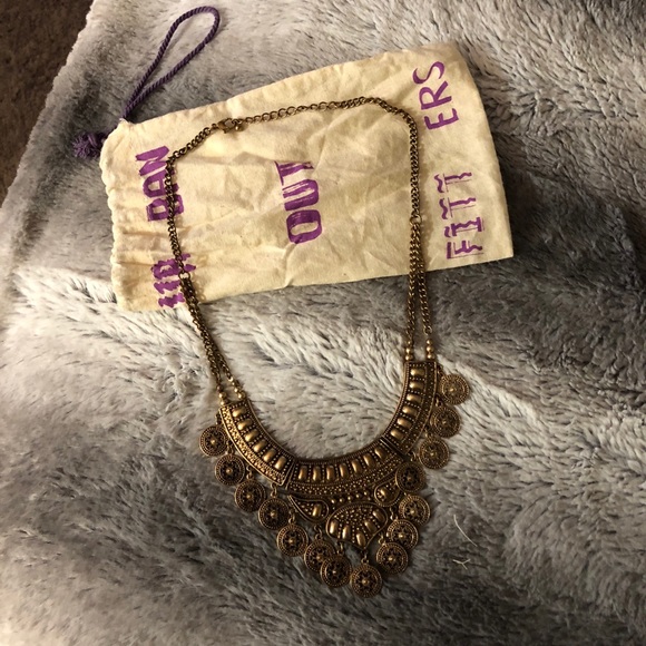 Urban Outfitters Jewelry - Urban Outfitters Bohemian Statement Necklace